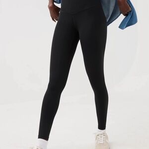 aerie Real Me High-Waisted 7/8 Leggings (Black)